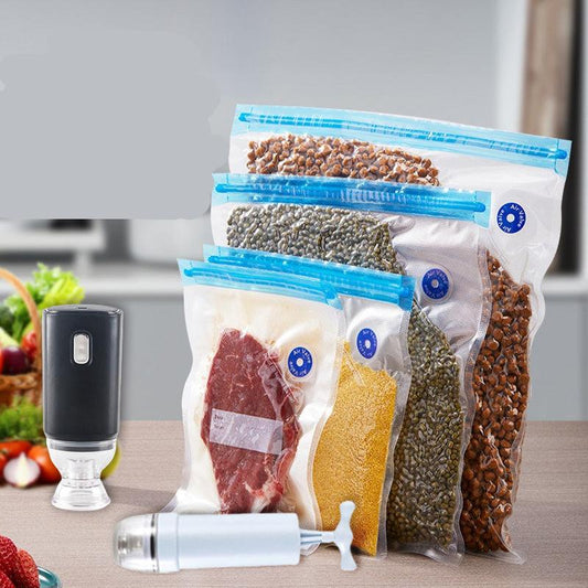 Reusable vacuum sealer bags with hand pump